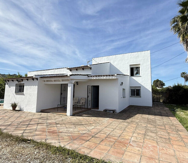 FOR SALE 🏡 Country Villa with Private Pool on 4,500 m² – Coín 🇪🇸