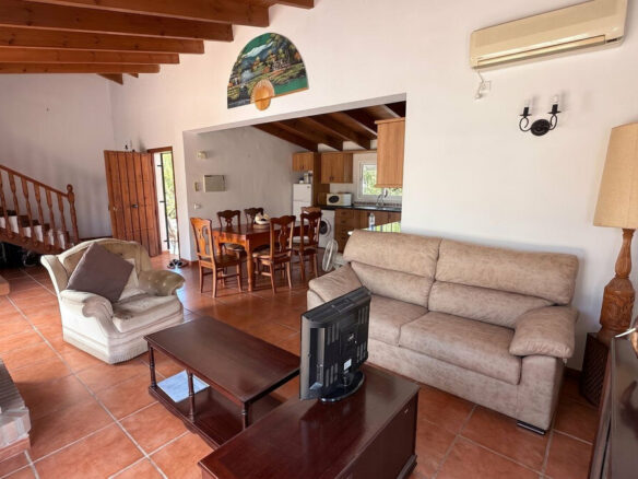 FOR SALE 🏡 Country Villa with Private Pool on 4,500 m² – Coín 🇪🇸