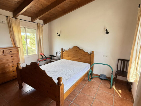 FOR SALE 🏡 Country Villa with Private Pool on 4,500 m² – Coín 🇪🇸