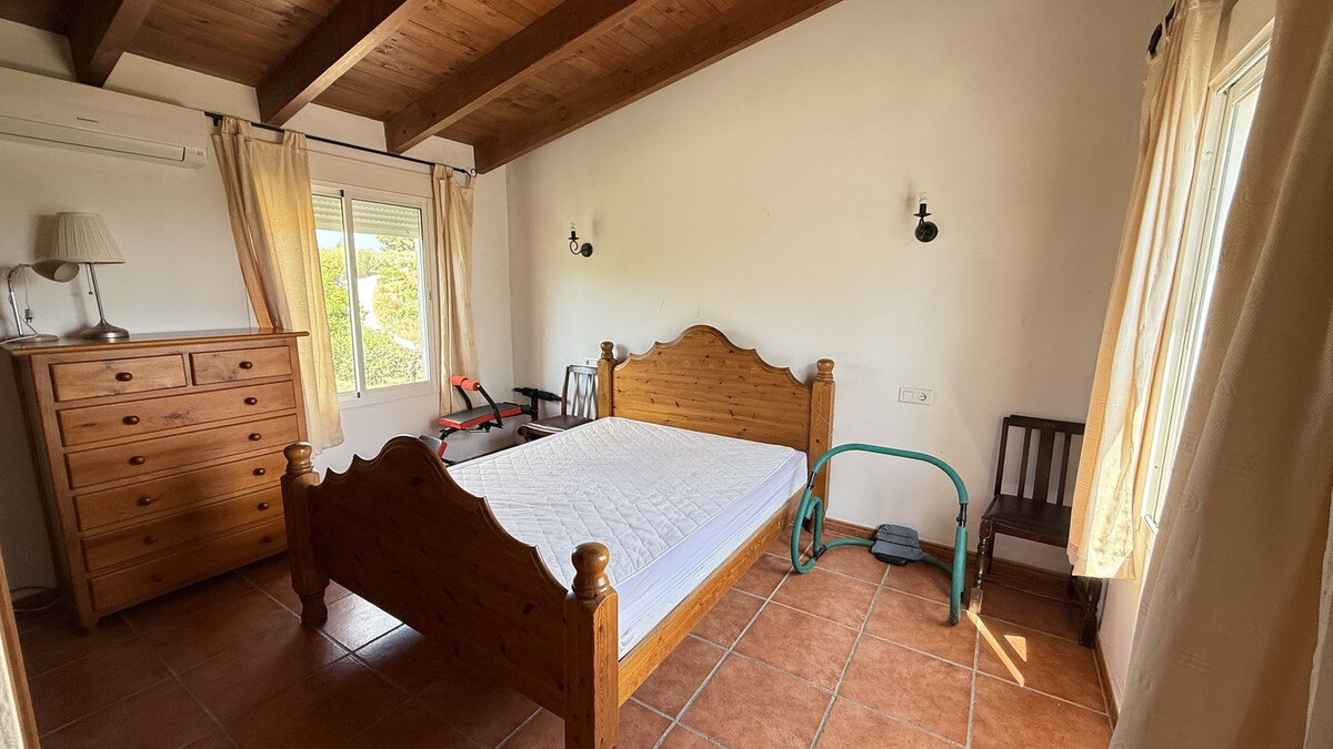 FOR SALE 🏡 Country Villa with Private Pool on 4,500 m² – Coín 🇪🇸
