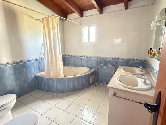 FOR SALE 🏡 Country Villa with Private Pool on 4,500 m² – Coín 🇪🇸