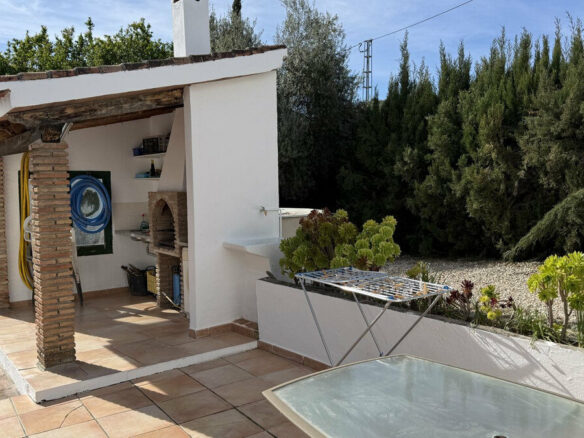 FOR SALE 🏡 Country Villa with Private Pool on 4,500 m² – Coín 🇪🇸
