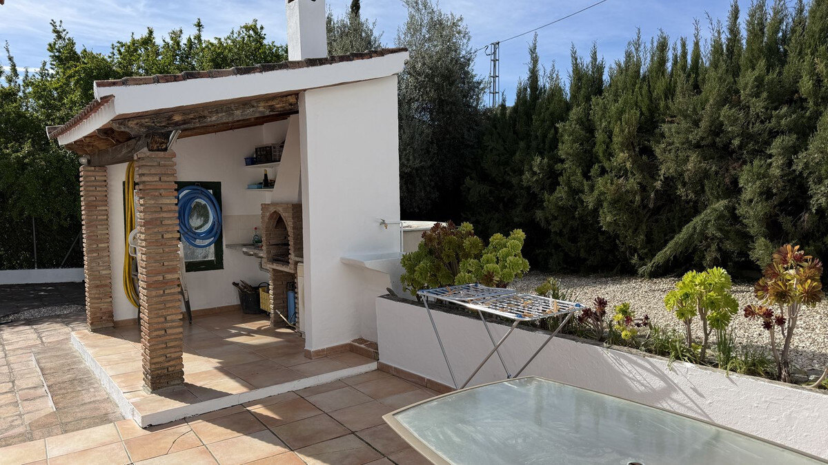 FOR SALE 🏡 Country Villa with Private Pool on 4,500 m² – Coín 🇪🇸