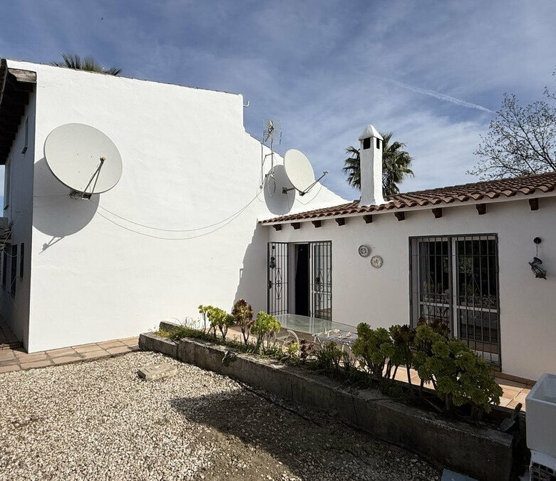 FOR SALE 🏡 Country Villa with Private Pool on 4,500 m² – Coín 🇪🇸