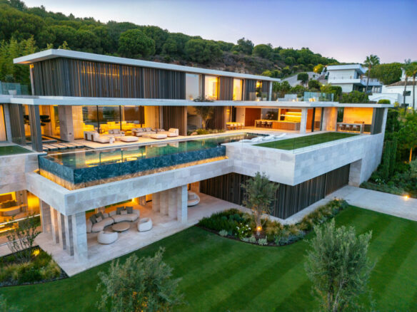 🏡 Contemporary Luxury Villa La Reserva Sotogrande – Fully Furnished Turnkey  🇪🇸  Costa del Sol 🇪🇸