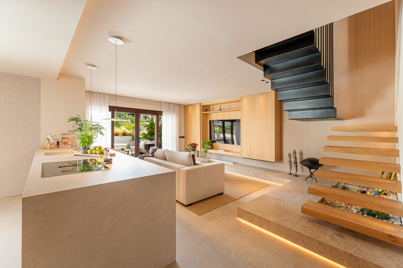 FOR SALE 🌟 Luxurious 3-Bedroom Duplex Penthouse – Lomas del Rey, Golden Mile  🇪🇸