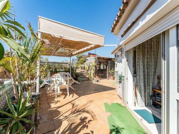 FOR SALE 🏡 Four-Bedroom Duplex Penthouse with Two Terraces Steps from the Beach – Marbella Centre 🇪🇸