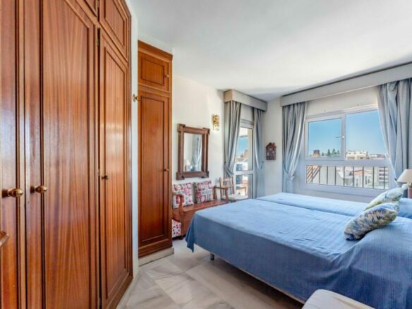 FOR SALE 🏡 Four-Bedroom Duplex Penthouse with Two Terraces Steps from the Beach – Marbella Centre 🇪🇸