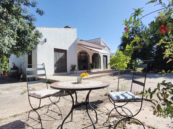 FOR SALE 🏡 Rustic Finca with Pool and Rural Tourism Licence on 3,000 m² – Alhaurín el Grande 🇪🇸