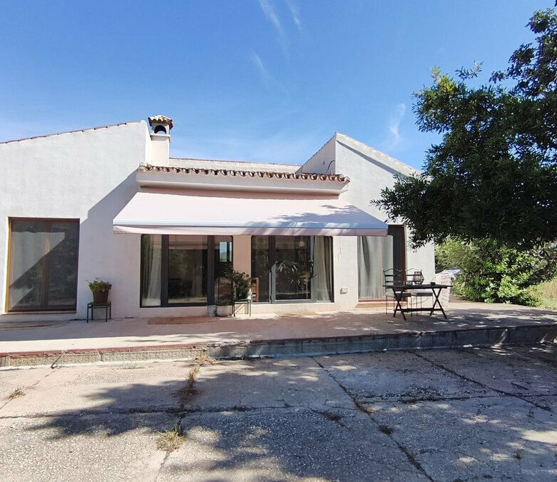 FOR SALE 🏡 Rustic Finca with Pool and Rural Tourism Licence on 3,000 m² – Alhaurín el Grande 🇪🇸