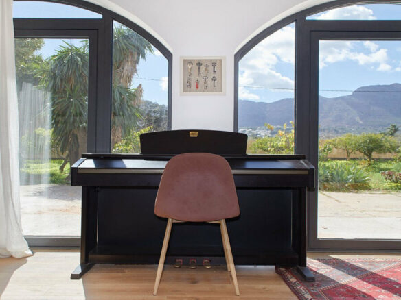 FOR SALE 🏡 Rustic Finca with Pool and Rural Tourism Licence on 3,000 m² – Alhaurín el Grande 🇪🇸