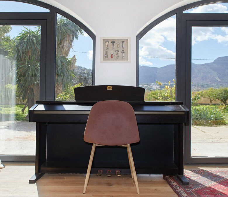 FOR SALE 🏡 Rustic Finca with Pool and Rural Tourism Licence on 3,000 m² – Alhaurín el Grande 🇪🇸