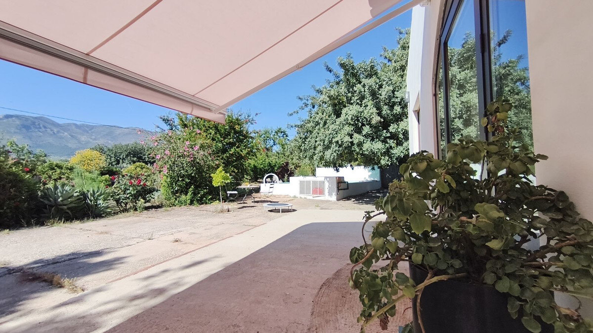 FOR SALE 🏡 Rustic Finca with Pool and Rural Tourism Licence on 3,000 m² – Alhaurín el Grande 🇪🇸