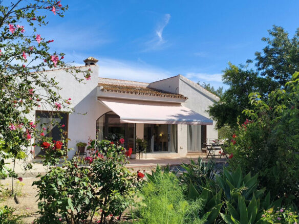 FOR SALE 🏡 Rustic Finca with Pool and Rural Tourism Licence on 3,000 m² – Alhaurín el Grande 🇪🇸