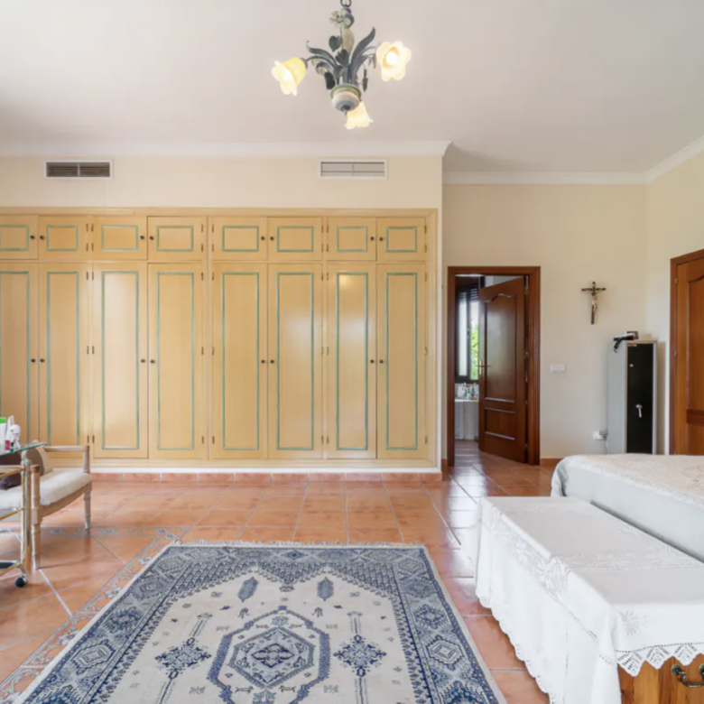 FOR SALE 🌟 🏡 Andalusian Estate Estepona with Sea & Mountain Views 🇪🇸