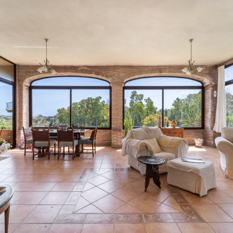 FOR SALE 🌟 🏡 Andalusian Estate Estepona with Sea & Mountain Views 🇪🇸