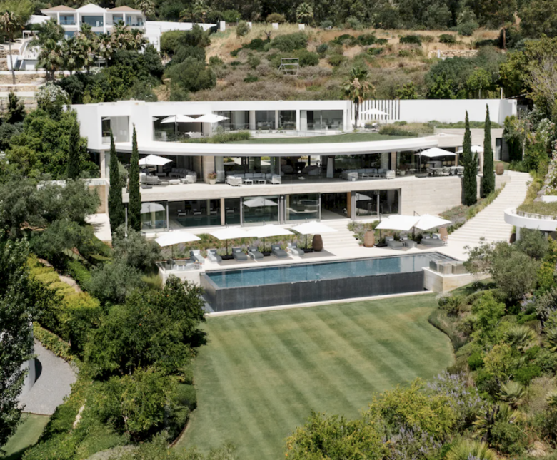 FOR SALE 🌟  Contemporary Luxury Villa Sotogrande for Sale –  Famous Architect  🇪🇸 La Reserva, Sotogrande, Costa del Sol 🇪🇸