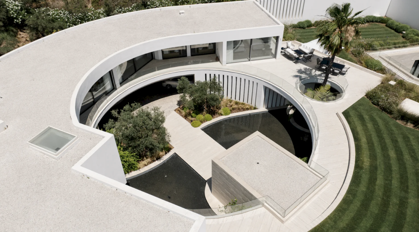 FOR SALE 🌟  Contemporary Luxury Villa Sotogrande for Sale –  Famous Architect  🇪🇸 La Reserva, Sotogrande, Costa del Sol 🇪🇸