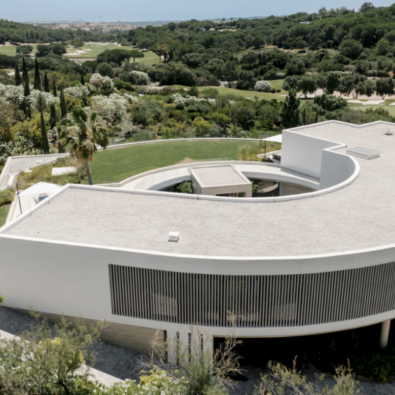 FOR SALE 🌟  Contemporary Luxury Villa Sotogrande for Sale –  Famous Architect  🇪🇸 La Reserva, Sotogrande, Costa del Sol 🇪🇸