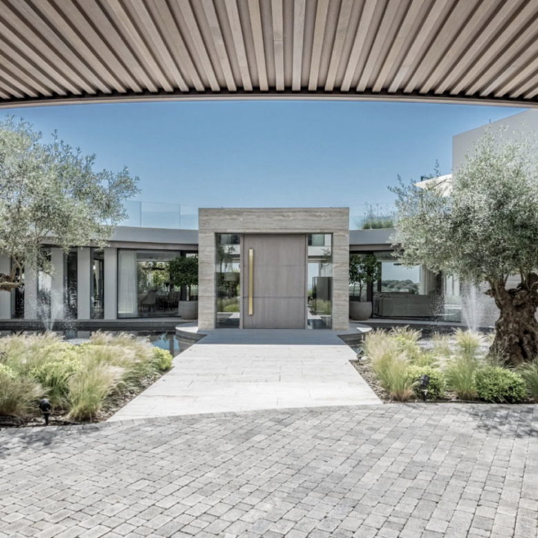 FOR SALE 🌟  Contemporary Luxury Villa Sotogrande for Sale –  Famous Architect  🇪🇸 La Reserva, Sotogrande, Costa del Sol 🇪🇸