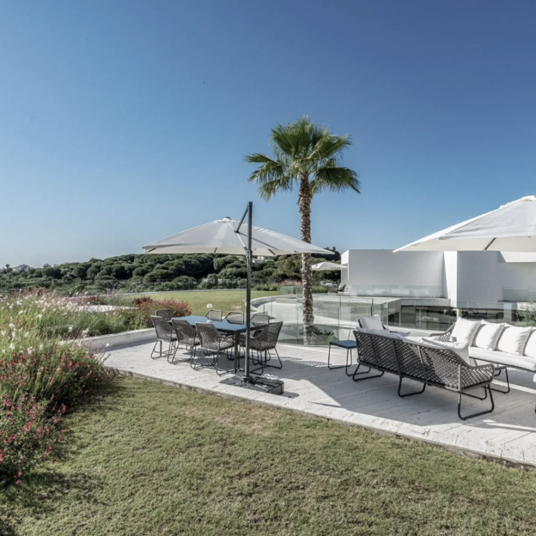 FOR SALE 🌟  Contemporary Luxury Villa Sotogrande for Sale –  Famous Architect  🇪🇸 La Reserva, Sotogrande, Costa del Sol 🇪🇸