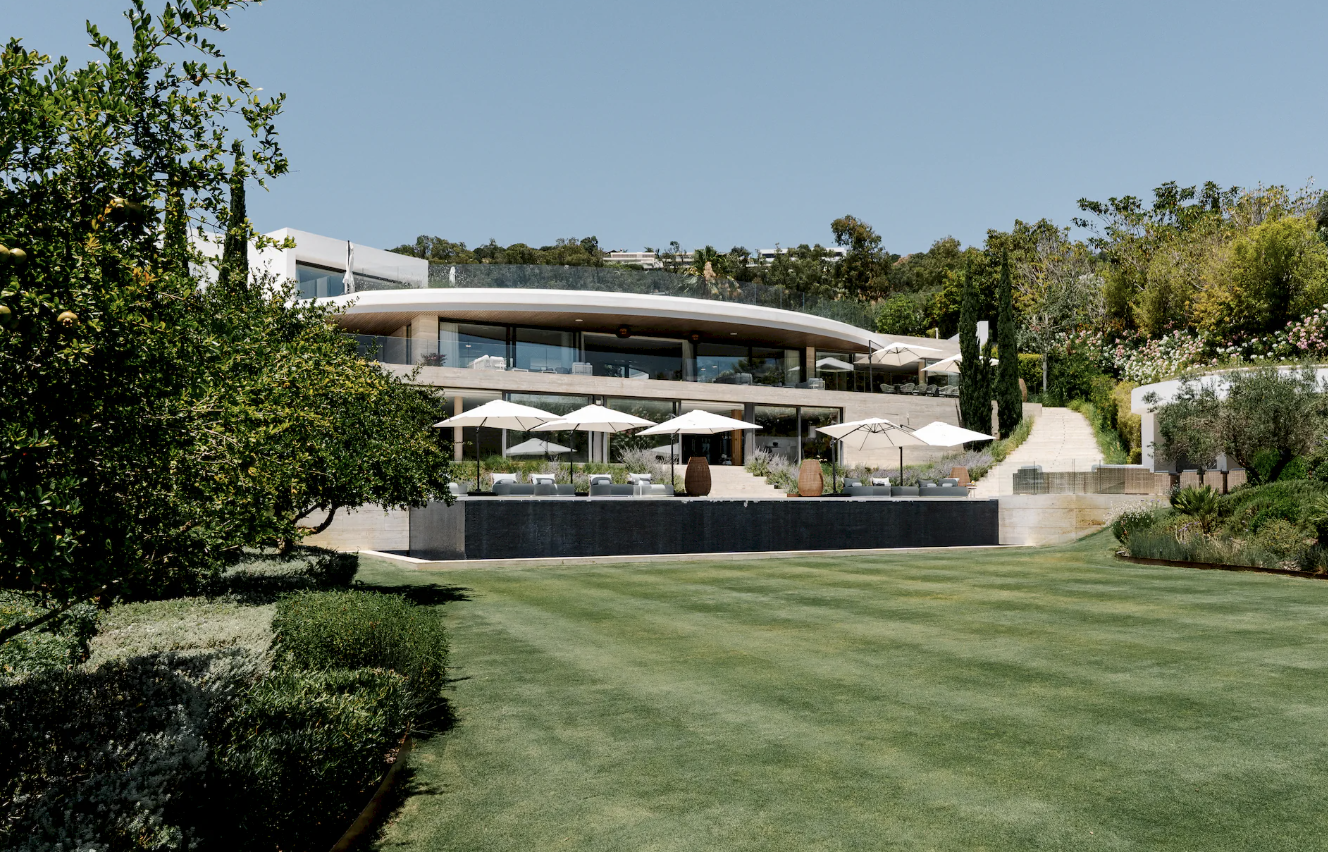 FOR SALE 🌟  Contemporary Luxury Villa Sotogrande for Sale –  Famous Architect  🇪🇸 La Reserva, Sotogrande, Costa del Sol 🇪🇸
