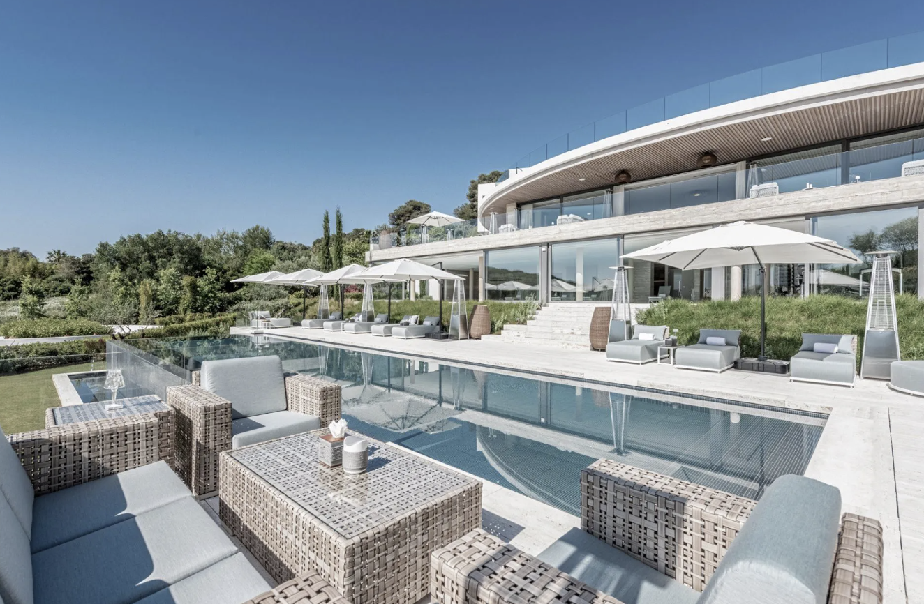 FOR SALE 🌟  Contemporary Luxury Villa Sotogrande for Sale –  Famous Architect  🇪🇸 La Reserva, Sotogrande, Costa del Sol 🇪🇸