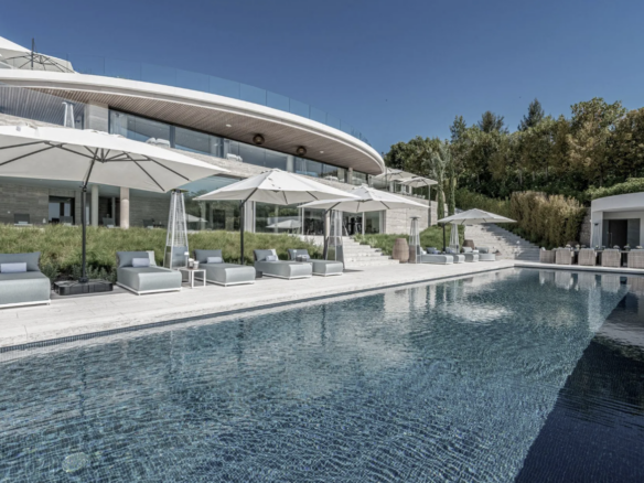 FOR SALE 🌟  Contemporary Luxury Villa Sotogrande for Sale –  Famous Architect  🇪🇸 La Reserva, Sotogrande, Costa del Sol 🇪🇸