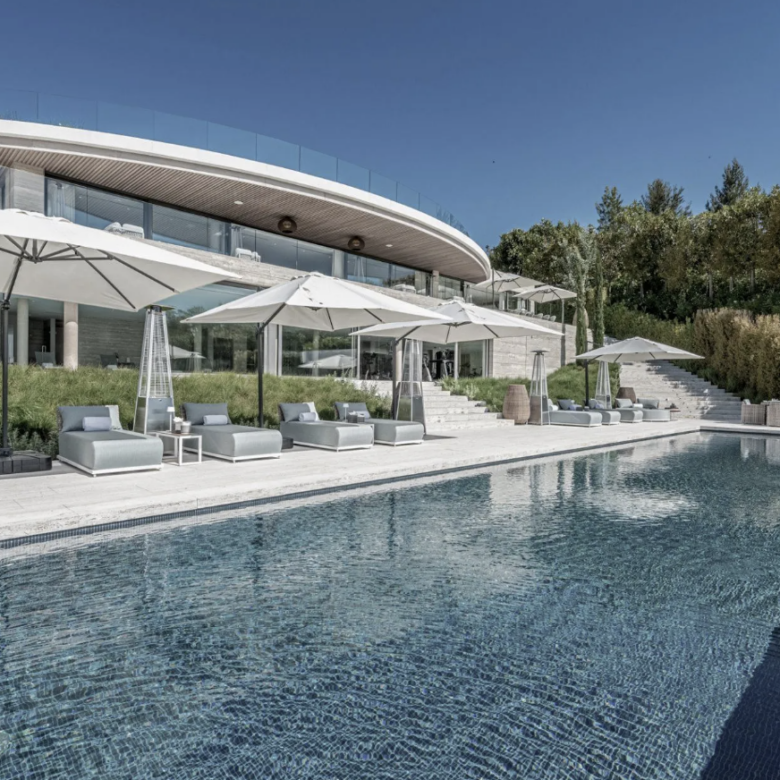 FOR SALE 🌟  Contemporary Luxury Villa Sotogrande for Sale –  Famous Architect  🇪🇸 La Reserva, Sotogrande, Costa del Sol 🇪🇸