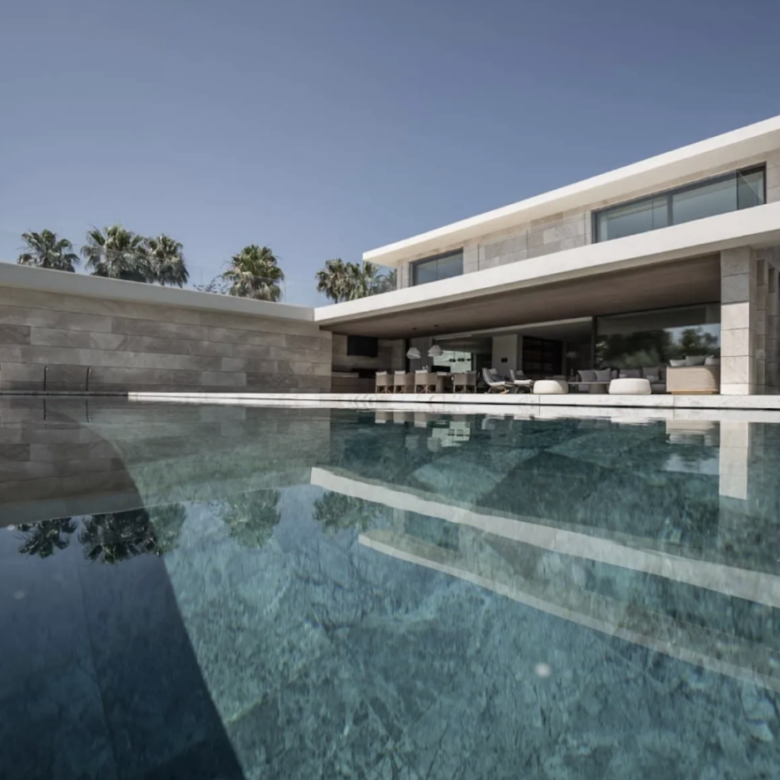 FOR SALE – Contemporary Luxury Villa Sotogrande for Sale –  Sotogrande, Costa del Sol 🇪🇸
