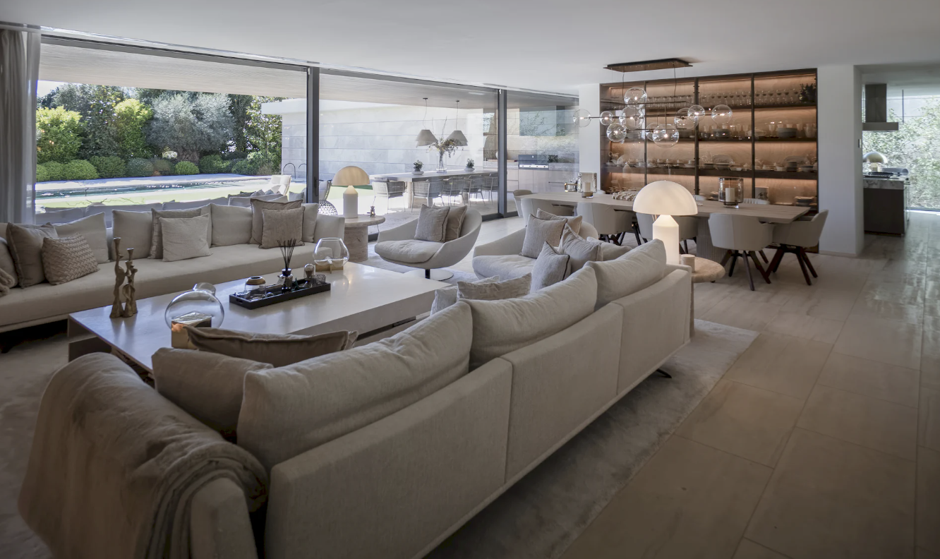 FOR SALE – Contemporary Luxury Villa Sotogrande for Sale –  Sotogrande, Costa del Sol 🇪🇸