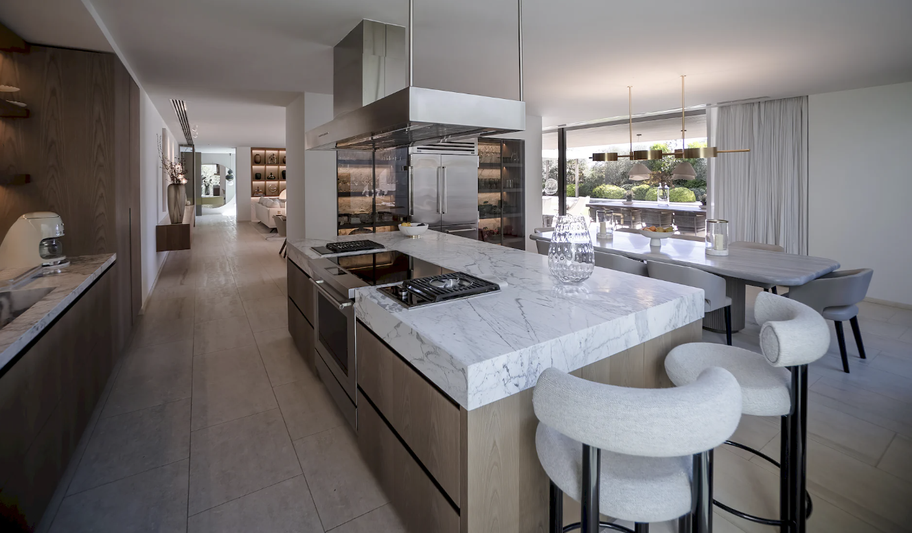 FOR SALE – Contemporary Luxury Villa Sotogrande for Sale –  Sotogrande, Costa del Sol 🇪🇸