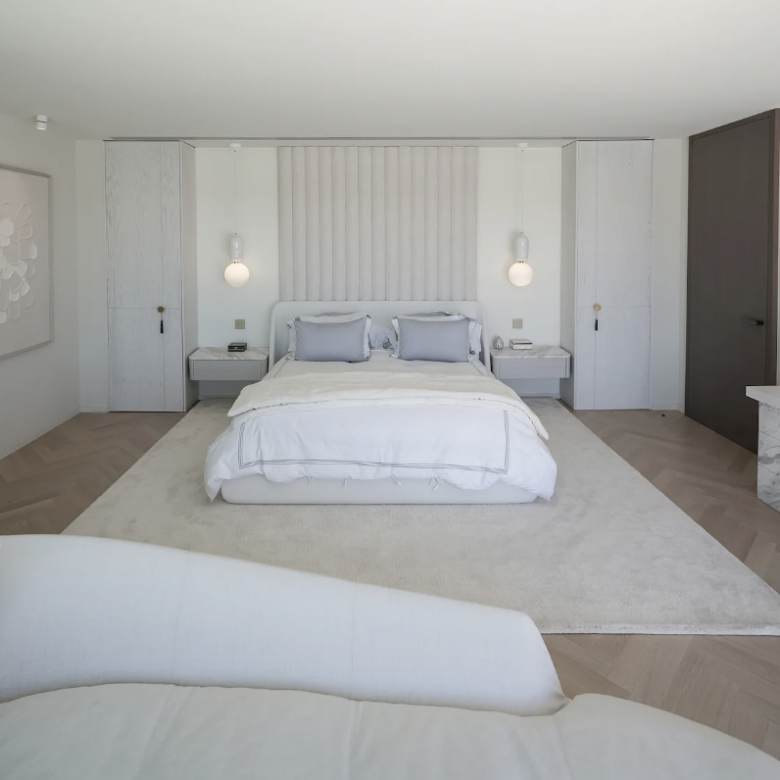 FOR SALE – Contemporary Luxury Villa Sotogrande for Sale –  Sotogrande, Costa del Sol 🇪🇸