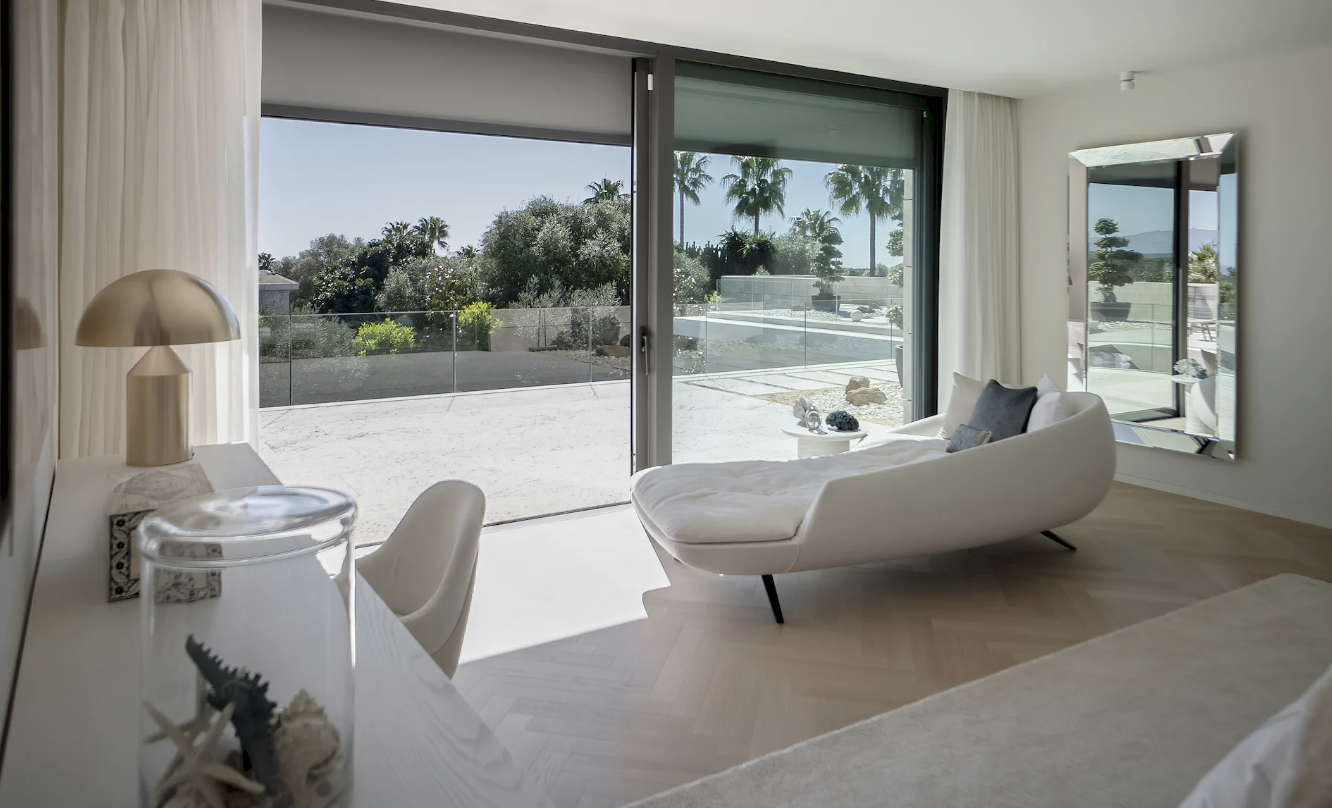 FOR SALE – Contemporary Luxury Villa Sotogrande for Sale –  Sotogrande, Costa del Sol 🇪🇸
