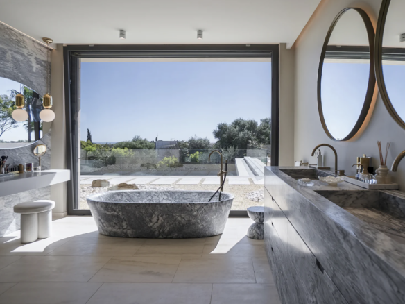 FOR SALE – Contemporary Luxury Villa Sotogrande for Sale –  Sotogrande, Costa del Sol 🇪🇸