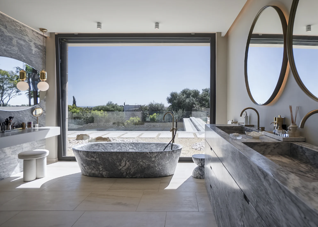 FOR SALE – Contemporary Luxury Villa Sotogrande for Sale –  Sotogrande, Costa del Sol 🇪🇸