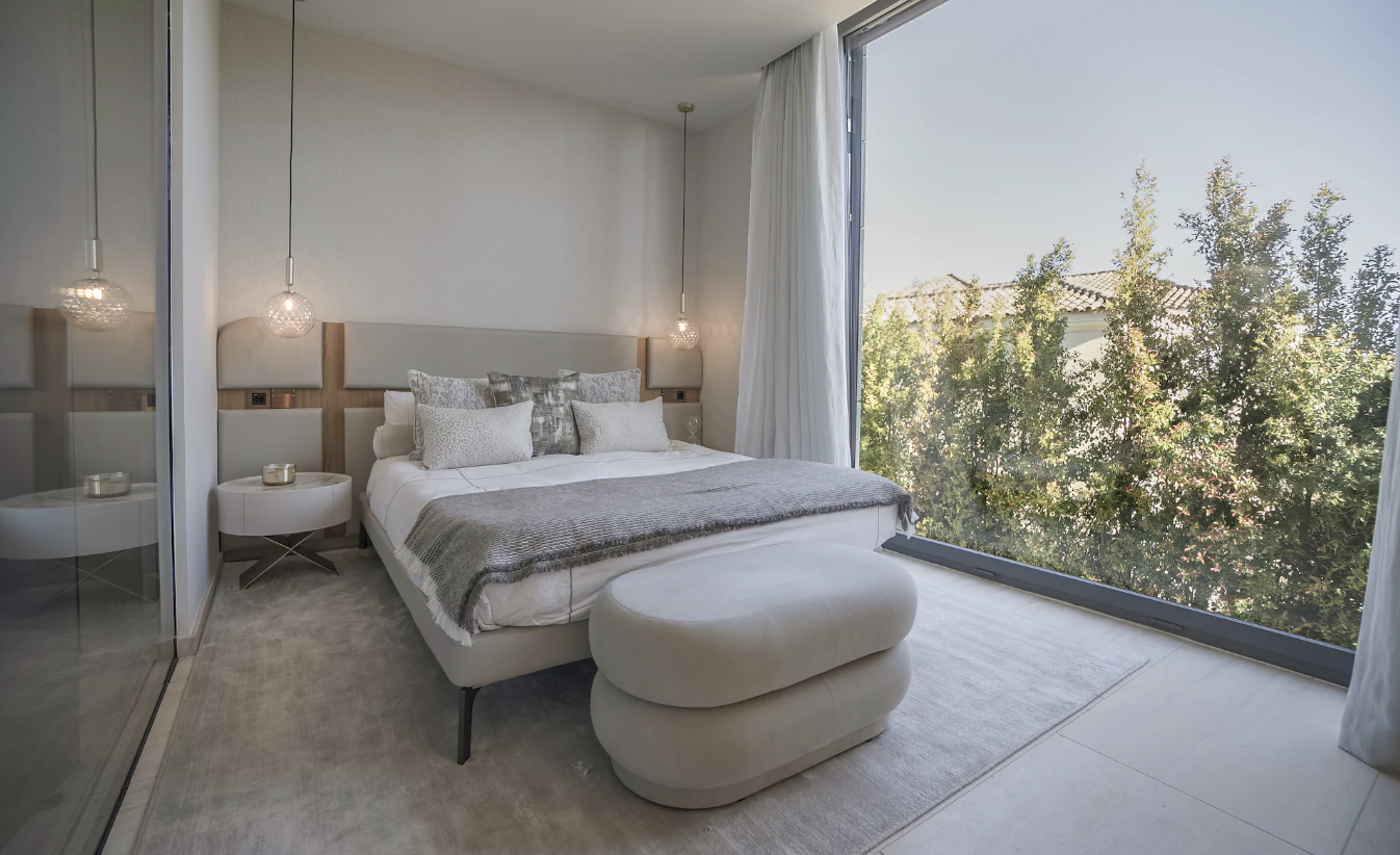 FOR SALE – Contemporary Luxury Villa Sotogrande for Sale –  Sotogrande, Costa del Sol 🇪🇸