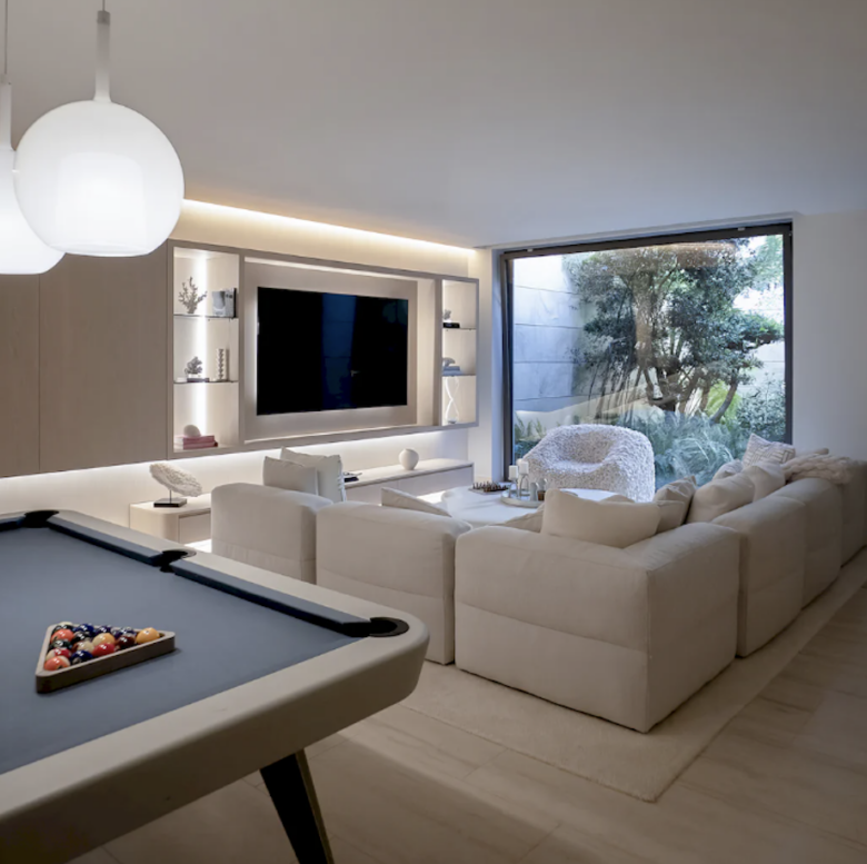 FOR SALE – Contemporary Luxury Villa Sotogrande for Sale –  Sotogrande, Costa del Sol 🇪🇸