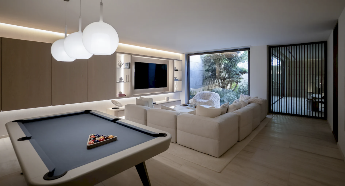 FOR SALE – Contemporary Luxury Villa Sotogrande for Sale –  Sotogrande, Costa del Sol 🇪🇸