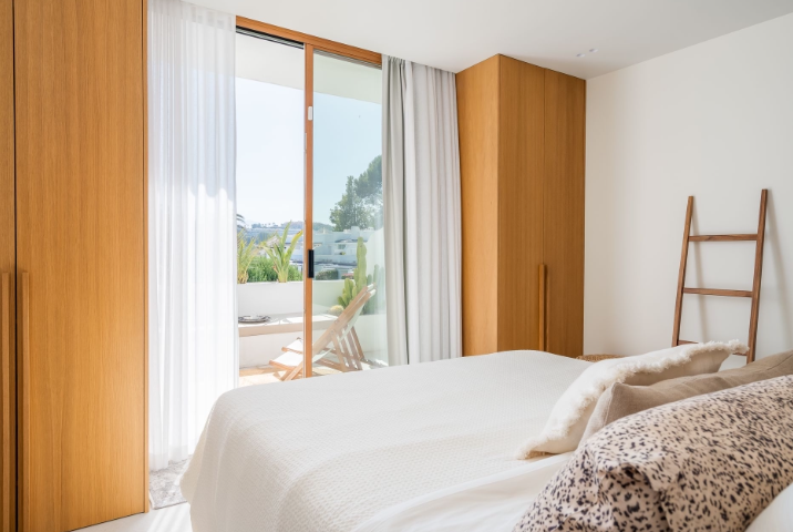 🇪🇸 FOR SALE | Fully Renovated Scandinavian Dream Home in Aloha, Nueva Andalucía, Marbella 🌴
