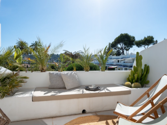 🇪🇸 FOR SALE | Fully Renovated Scandinavian Dream Home in Aloha, Nueva Andalucía, Marbella 🌴