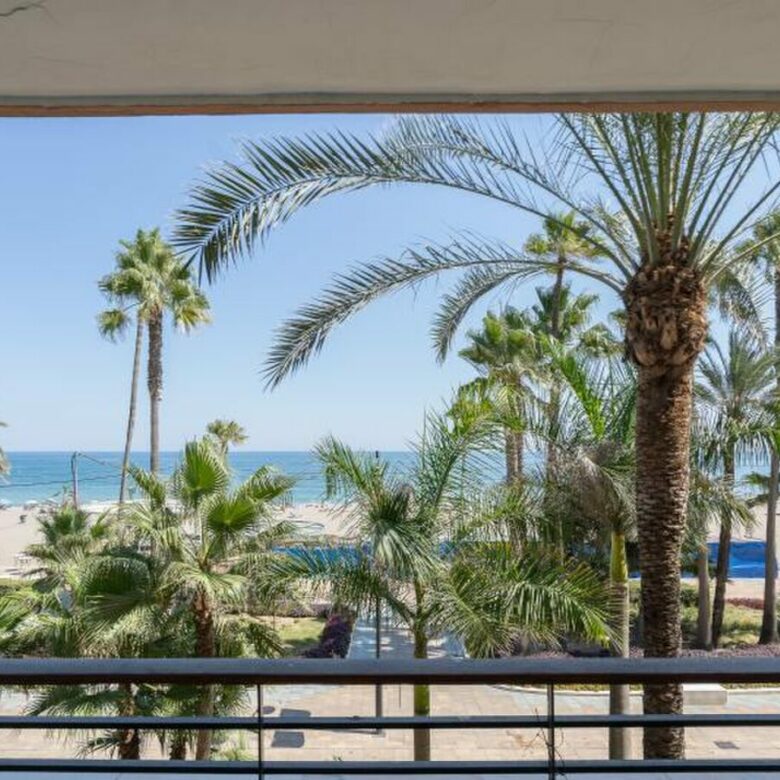 FOR SALE 🏡 Renovated Frontline Beach Apartment with Sea Views and Two Terraces – Estepona Town 🇪🇸