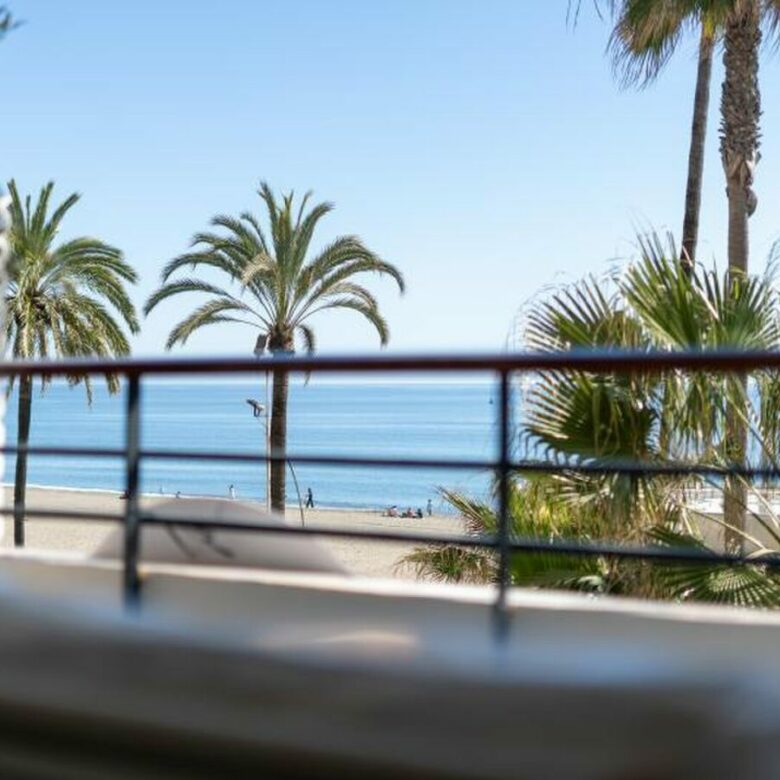 FOR SALE 🏡 Renovated Frontline Beach Apartment with Sea Views and Two Terraces – Estepona Town 🇪🇸