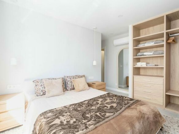 FOR SALE 🏡 Renovated Frontline Beach Apartment with Sea Views and Two Terraces – Estepona Town 🇪🇸