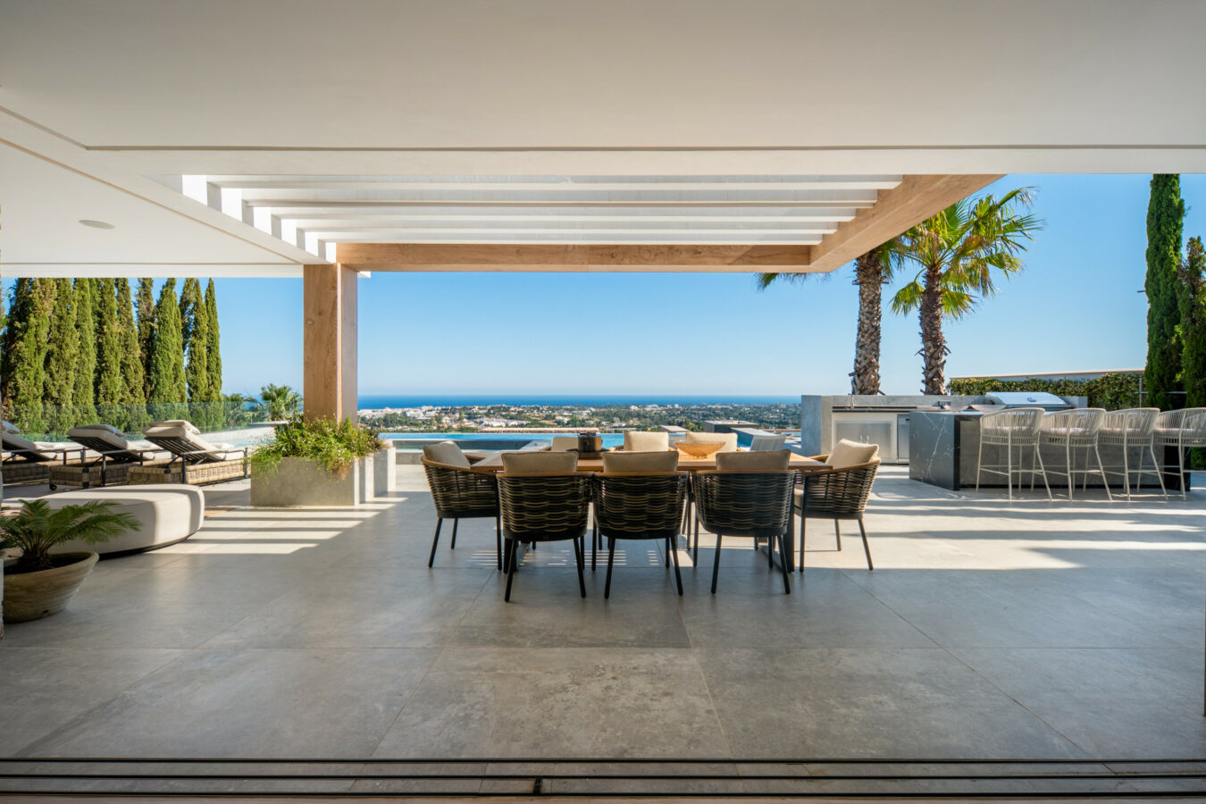 FOR SALE 🌟 Contemporary Luxury Villa – El Herrojo, Benahavís Spain🇪🇸