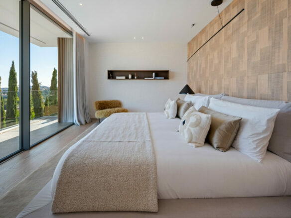 FOR SALE 🌟 Contemporary Luxury Villa – El Herrojo, Benahavís Spain🇪🇸