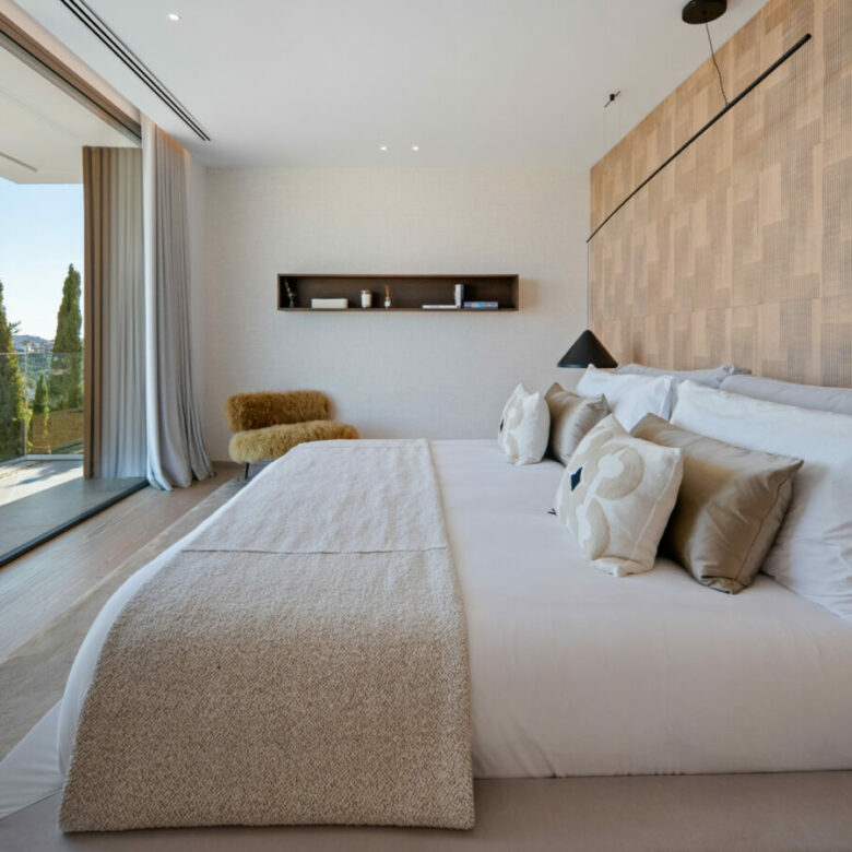 FOR SALE 🌟 Contemporary Luxury Villa – El Herrojo, Benahavís Spain🇪🇸