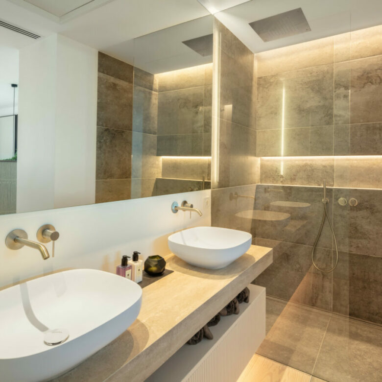 FOR SALE 🌟 Contemporary Luxury Villa – El Herrojo, Benahavís Spain🇪🇸