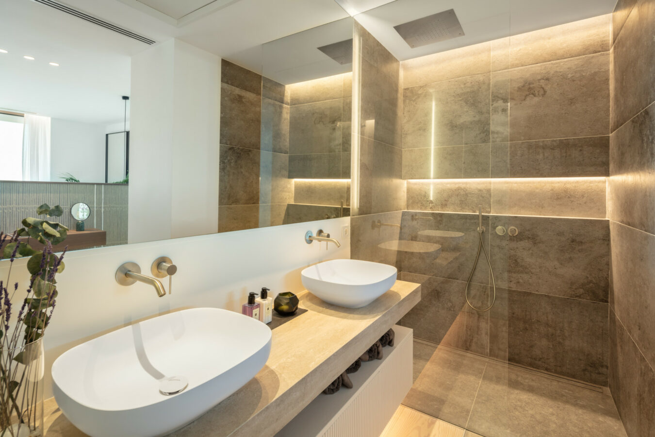 FOR SALE 🌟 Contemporary Luxury Villa – El Herrojo, Benahavís Spain🇪🇸