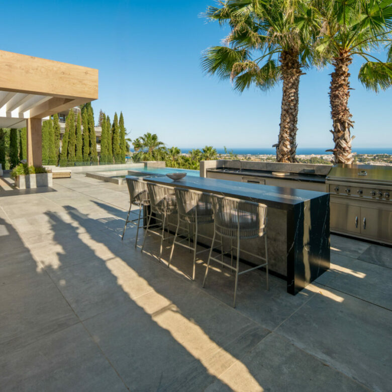 FOR SALE 🌟 Contemporary Luxury Villa – El Herrojo, Benahavís Spain🇪🇸